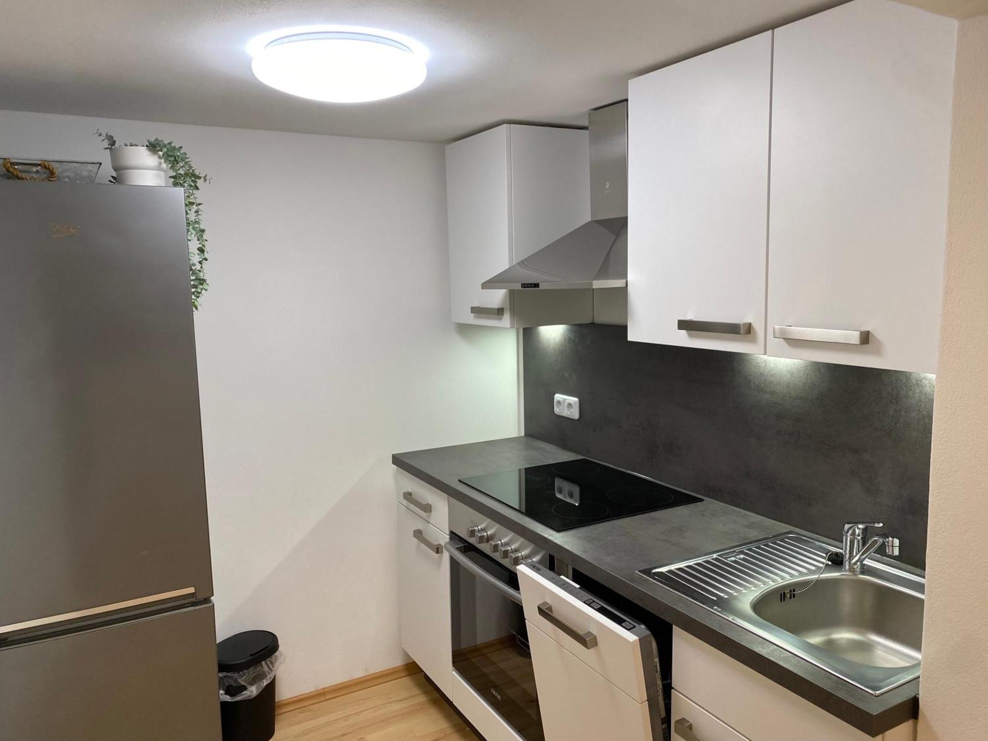 Schoenauerhof- Urlaub Im Gruenen Aber Doch In Der Stadt Apartment *